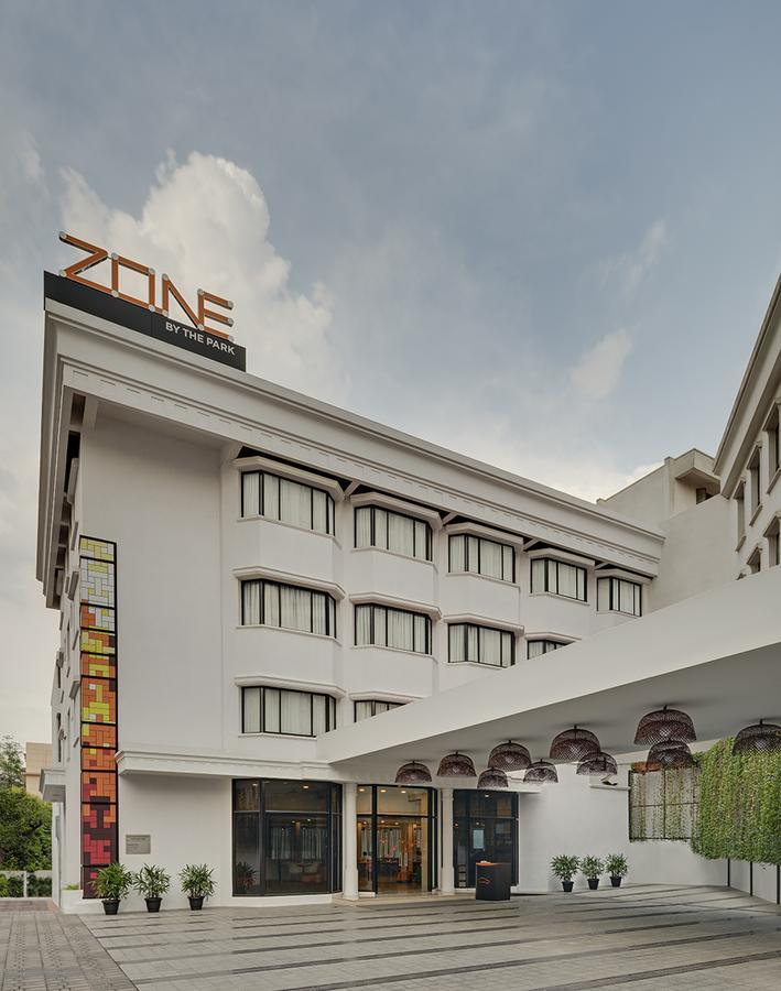 Hôtel Zone By The Park Infantry Bengaluru Extérieur photo